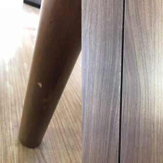 ダイニングテーブルとL字ソファー