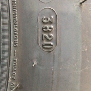 納車前外し】プラド純正17インチタイヤ ミシュラン265/65r17
