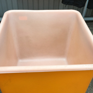 ■値下げ【未使用品】スイコー社製 ポリエチレン大型容器 外寸 W680×D680×H760 □値下げ【未使用品】スイコー社製 ポリエチレン大型容器 外寸 W680×D680