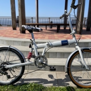 折りたたみ自転車　折り畳み自転車　リアサスペンション　重量16kg