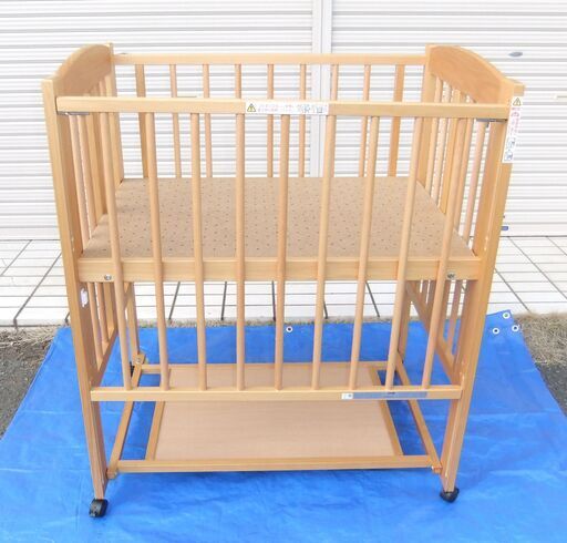 スリーピー(石崎家具)ベビーベッドミニワンタッチタイプ/昨年5月