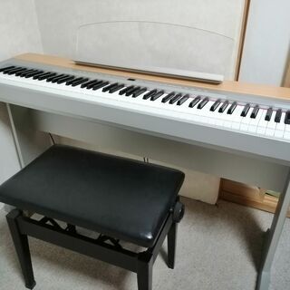 【ネット決済】電子ピアノ　ヤマハP-140　スタンド・椅子あり