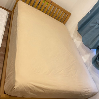 ダブルベッドお探しの方！