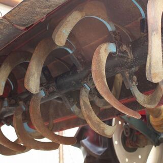 SOLD OUT】ヤンマ トラクター YM1802D 18馬力 4WD 耕運幅1300 尾輪