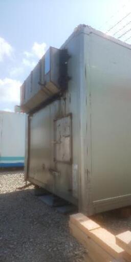 ワイド幅】シルバーグレー色 保冷コンテナ 長さ約635cm×幅245cm×高さ