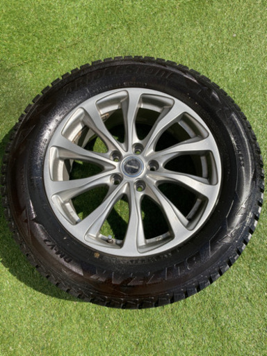 225/65R17 スタッドレスタイヤ、ホイール付き エクストレイル装着