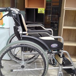 日本最大の 介助 自走式 車いす 車椅子 介護 買取 ☆ ベージュ 折りたたみ式 その他
