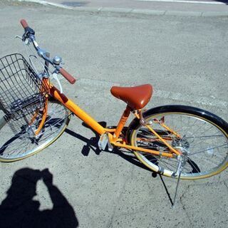 自転車 26インチ 6段変速 鍵付き ライト オレンジ カゴ有り...