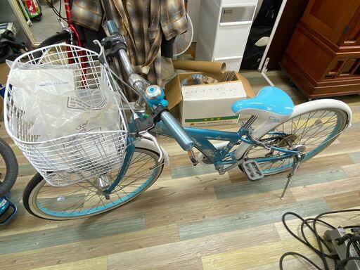 【ハチスカ】美品　自転車　子供用　24インチ　6段切替付　ベル付　鍵付　ジュニアモデル　青　オートライト付
