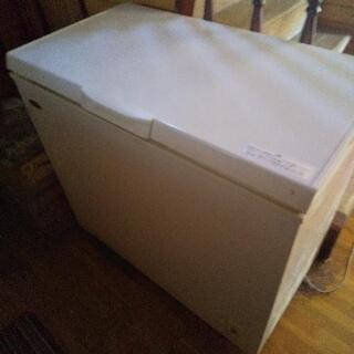 家庭用大型冷凍庫JF_NC205A   色 ホワイト