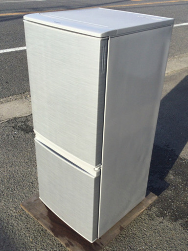 中古　2015年製　2ドア　冷蔵庫　137L   幅48　　奥行59　　高さ112.5　 （ｃｍ）