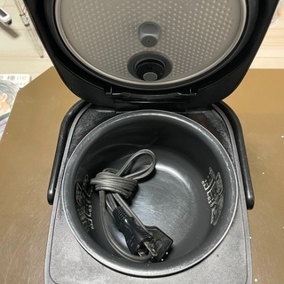 ダイニングでもリビングでも使えるベンチソファ-アイリスオーヤマ　IH炊飯器