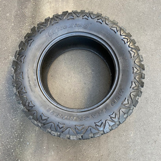 マッド　タイヤ　33 12.50 r18 ランクル　プラド　ハイラックス　サーフ