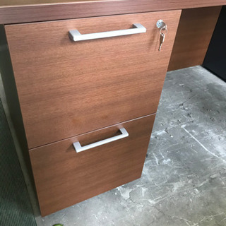 ★お取引完了しました【在庫処分価格】【展示品新品】両袖机⭐︎役員机にも！