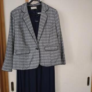 女性物礼服