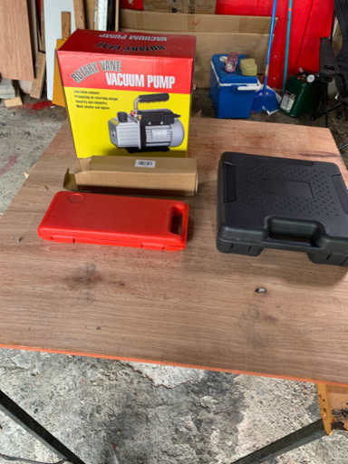 真空抜きポンプ\u0026マニホールドゲージ\u0026ベンダー\u0026フレアー加工機