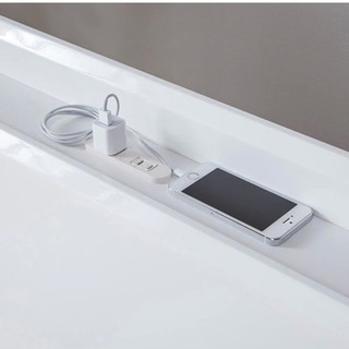 【早い者勝ち】たっぷり収納&コンセント付きベッドフレーム　クイーンサイズ