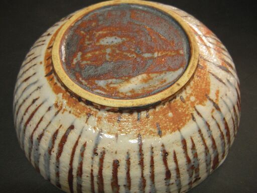 有田焼 陶器 35000円相当の品 直径20.5cm 希少 美品 高級品 有田焼 陶器 美品 35000円相当の品 直径20.5cm 希少 レア 高級品