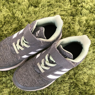 【中古】adidas スニーカー　