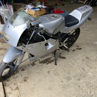TZR50R 4EU レストアベース パーツ取りに のめり込ん