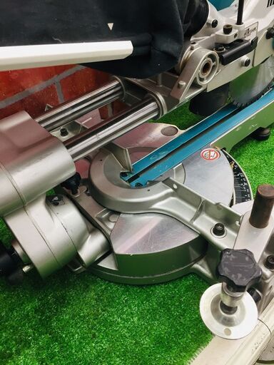 マキタ makita LS714D 充電式スライドマルノコ190㎜バッテリー無