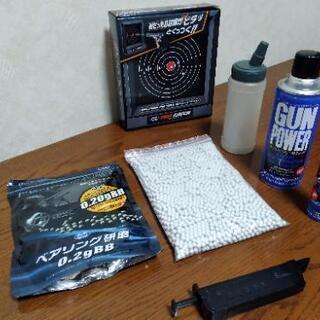 ハンドガン(バラ売り可)／M9A1(タクティカルライト付)／M&P9