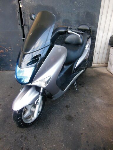 YAMAHA マジェスティ125 希少カラー 社外マフラーキャリア付き セル始動 軽整備済 すぐ乗り出せます。マジェスティー