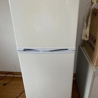 【お話中】容量136L 2015年式 冷凍庫付き冷蔵庫　