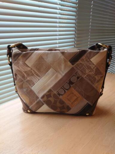 ケイトスペード ショルダーバッグ 斜めがけ レディース WLR00635 086