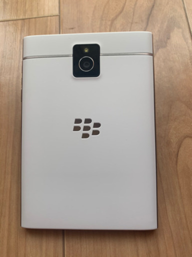 BlackBerry passport SQW100-1 SIMフリー