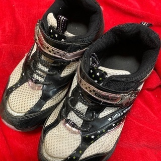 中古女の子靴が無料 格安で買える ジモティー