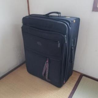 【本日４時まで】大型スーツケース