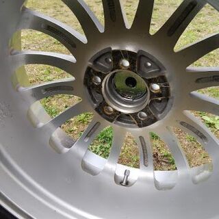 少し値引き可能 215/45/17プリウス等etc