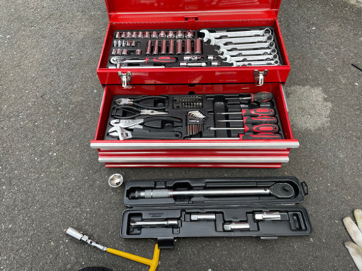 受け渡し予定あり　バイク　工具　トルクレンチ付き