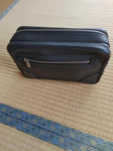 セカンドバッグ　ルイ・ヴィトン