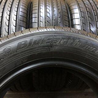 新品 YOKOHAMA BluEarth RV-02 215/60R16 16インチ 夏タイヤ 4本 CX-3 audi Q2 オデッセイ エスティマ ヴェゼル等　(VVT160) クレジットカード QR決済可能