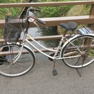 値下げ(chariyoshy 出品)26インチ自転車　シルバー-2