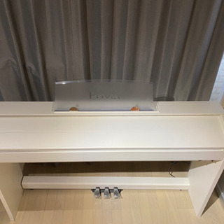 カシオ　電子ピアノ　白　美品