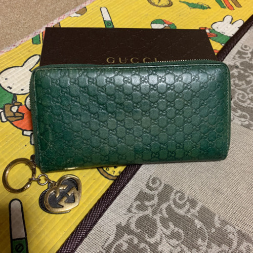 GUCCI 長財布 ラウンドファスナー キーホルダー付き | gellertamayolaw.com