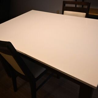 【GW特価】ニトリのダイニングテーブルセット（椅子２つ）