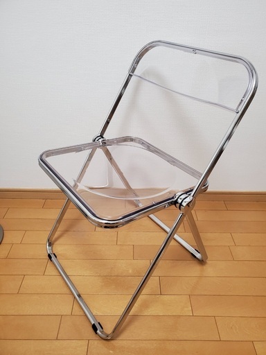 3ヶ月使用 折りたたみ椅子 おしゃれ 透明 Hm Yeon 江戸川橋の家具の中古あげます 譲ります ジモティーで不用品の処分