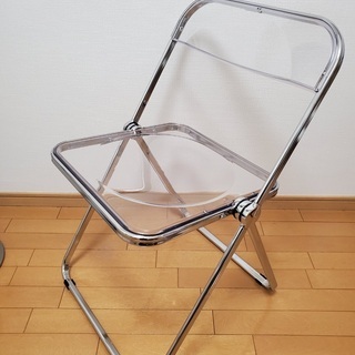 【3ヶ月使用】折りたたみ椅子(おしゃれ·透明)