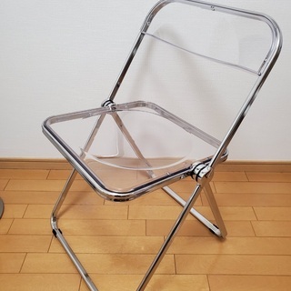3ヶ月使用 折りたたみ椅子 おしゃれ 透明 Hm Yeon 江戸川橋の家具の中古あげます 譲ります ジモティーで不用品の処分 3ヶ月使用 折りたたみ椅子 おしゃれ 透明 Hm Yeon 江戸川橋の家具の中古あげます 譲ります ジモティーで不用品の処分