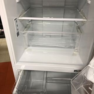 店頭お渡し】282L 使いやすい高さ約160cmの3ドア冷蔵庫 未使用 