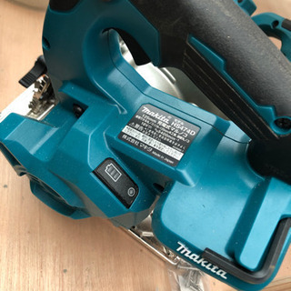 マキタ　125mm丸鋸18V HS474D きわ切りベース