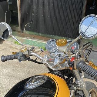 カスタム多数 カワサキ ゼファー1100 FCR キャブレター オイルクーラー マフラー サスペンション 絶版車 カスタム多数 カワサキ ゼファー1100 FCR キャブレター オイルクーラー