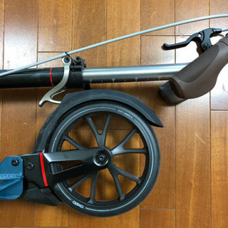 デカトロン キックボード TOWN 9EF V2 引き取りのみ