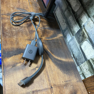 テレビ　32インチ　Chrome cast 付き