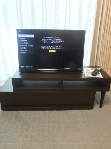 液晶テレビ AQUOS 32型 2013年製と伸縮TVボードのセット(受け渡し相手が決まりました)