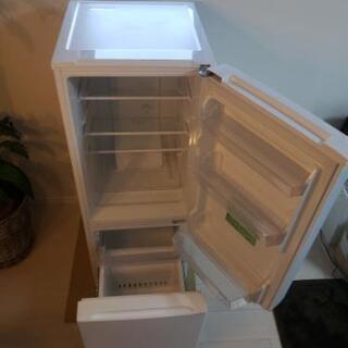 ◎YAMADA/ヤマダ/冷凍冷蔵庫/YRZ-F15E1/156L/冷凍45L/冷蔵111L/右開き/庫内